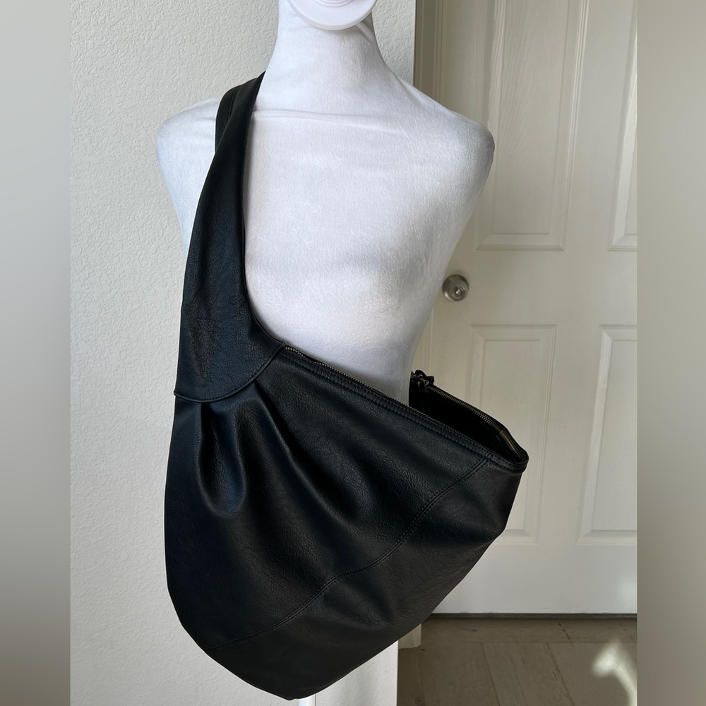 Free People Black Hobo Bag - Picture 8 of 16